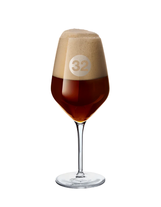 bicchiere calice di birra rossa doppio malto Admiral prodotta dal micro birrificio 32 Via Dei Birrai e venduta da Buono!