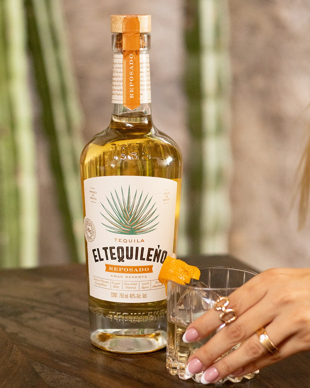 bottiglia e cocktail di Tequila ElTequileno reposado gran reserva venduto da Buono!