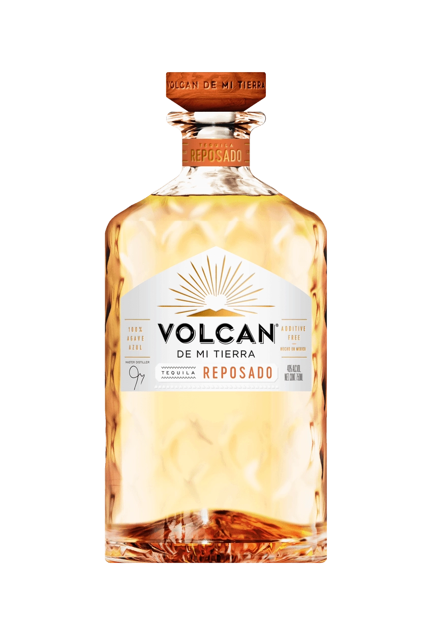 bottiglia di tequila volcan de mi tierra reposado venduto da Buono!