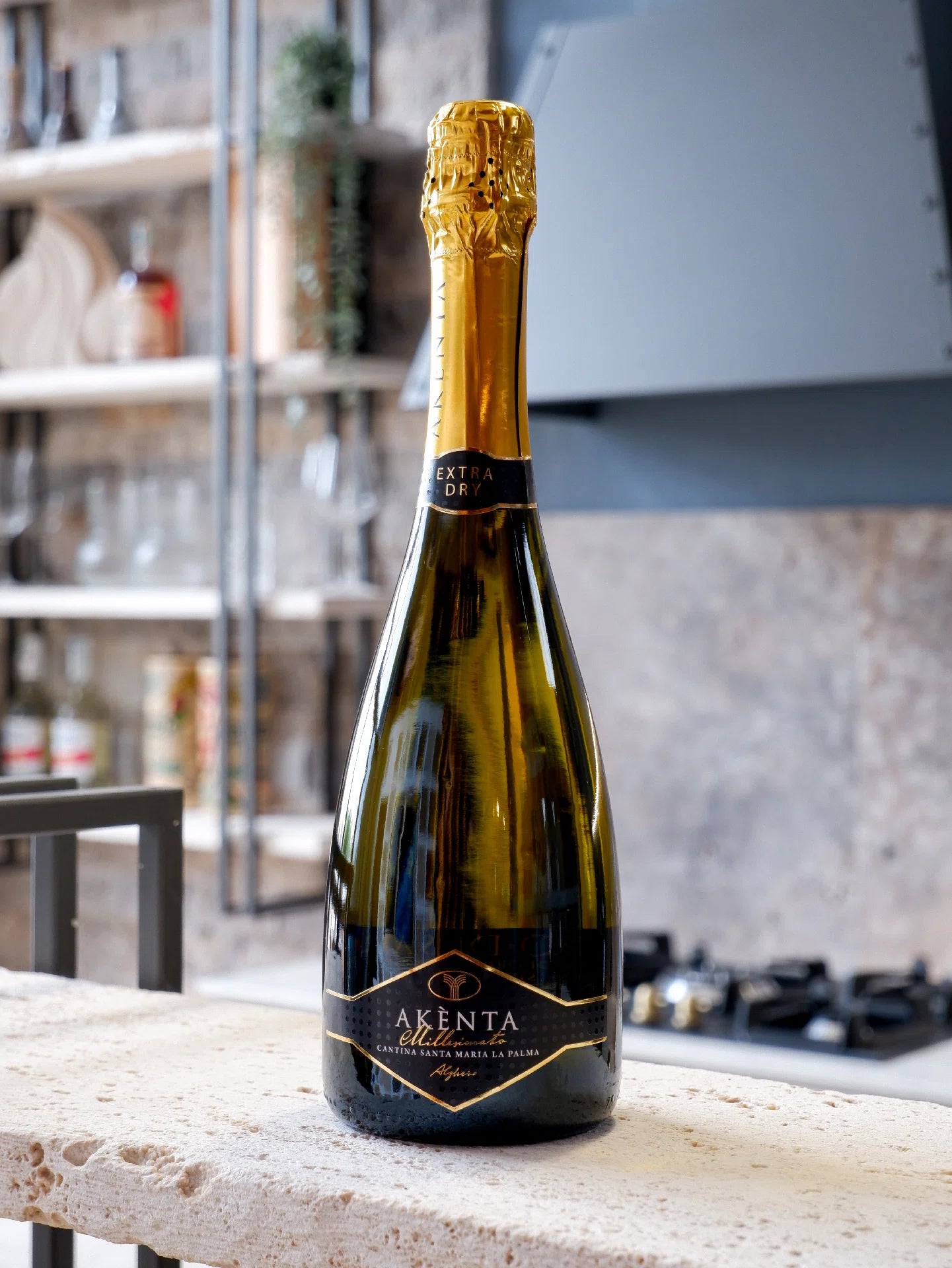 bottiglia di vino spumante akenta millesimato extra dry da 750ml prodotto dalla cantina Santa Maria La Palma di Alghero disponibile su Buono!